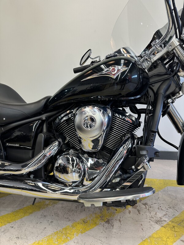 2017 Kawaskai Vulcan 900 Classic LT Pearl Meteor Gray/Metallic Spark Black - Photo 4