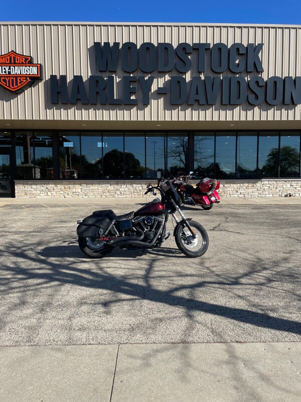 Harley-Davidson Street Bob 2013 FXDB BLACK/RED