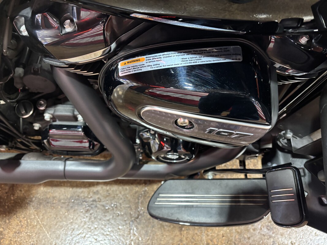 Harley-Davidson Street Glide Special 2018 FLHXS BLACK - Photo 5