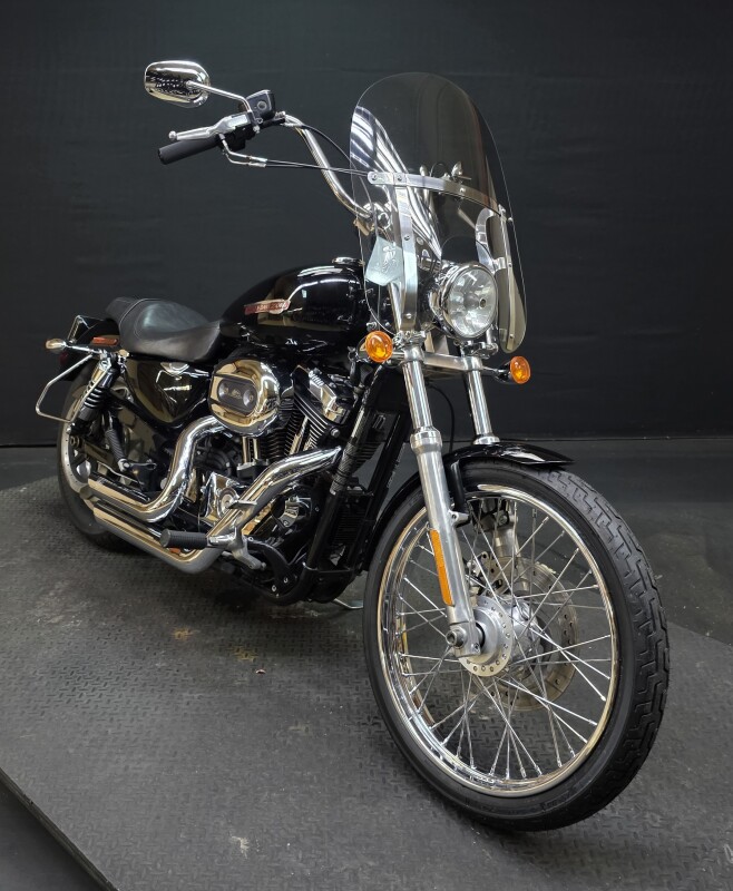 Harley-Davidson 1200 Custom 2009 XL1200C BLACK - Photo 2