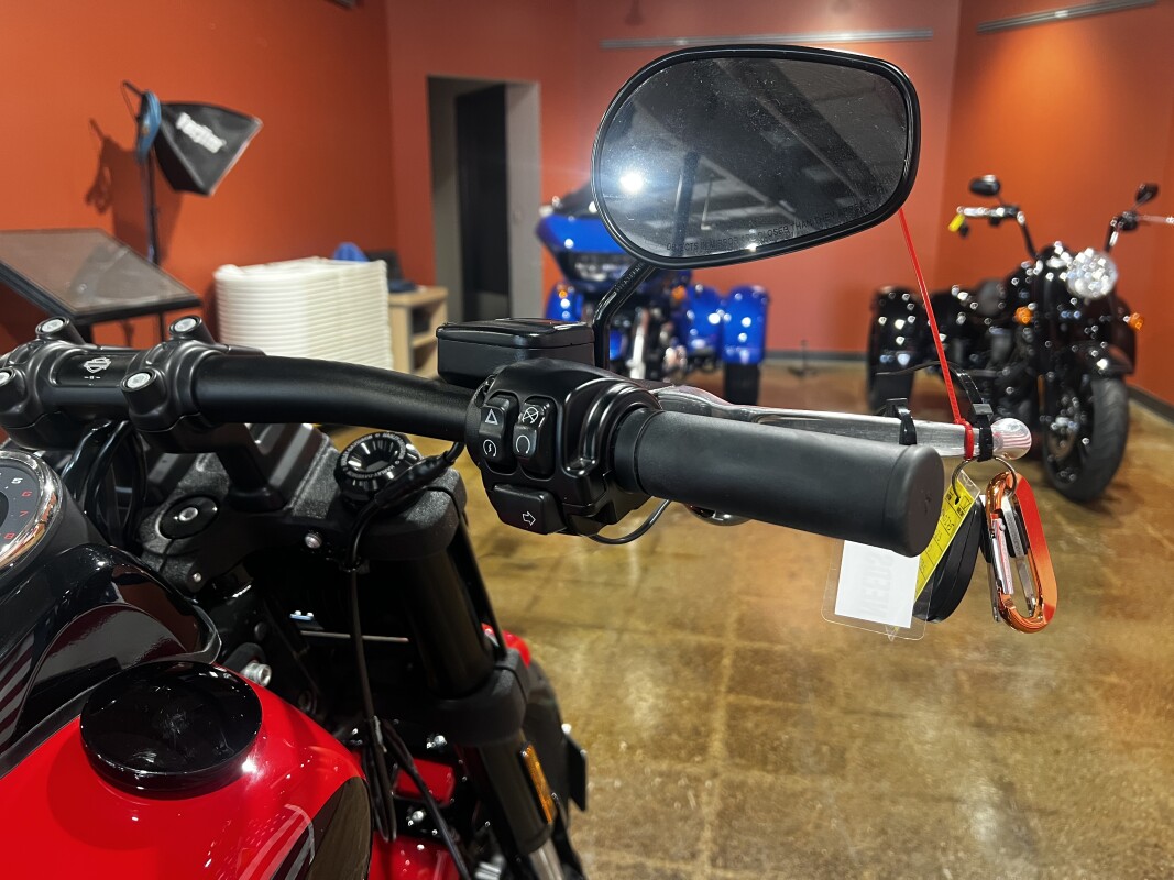Harley-Davidson Fat Bob 114 2023 FXFBS REDLINE RED - Photo 5
