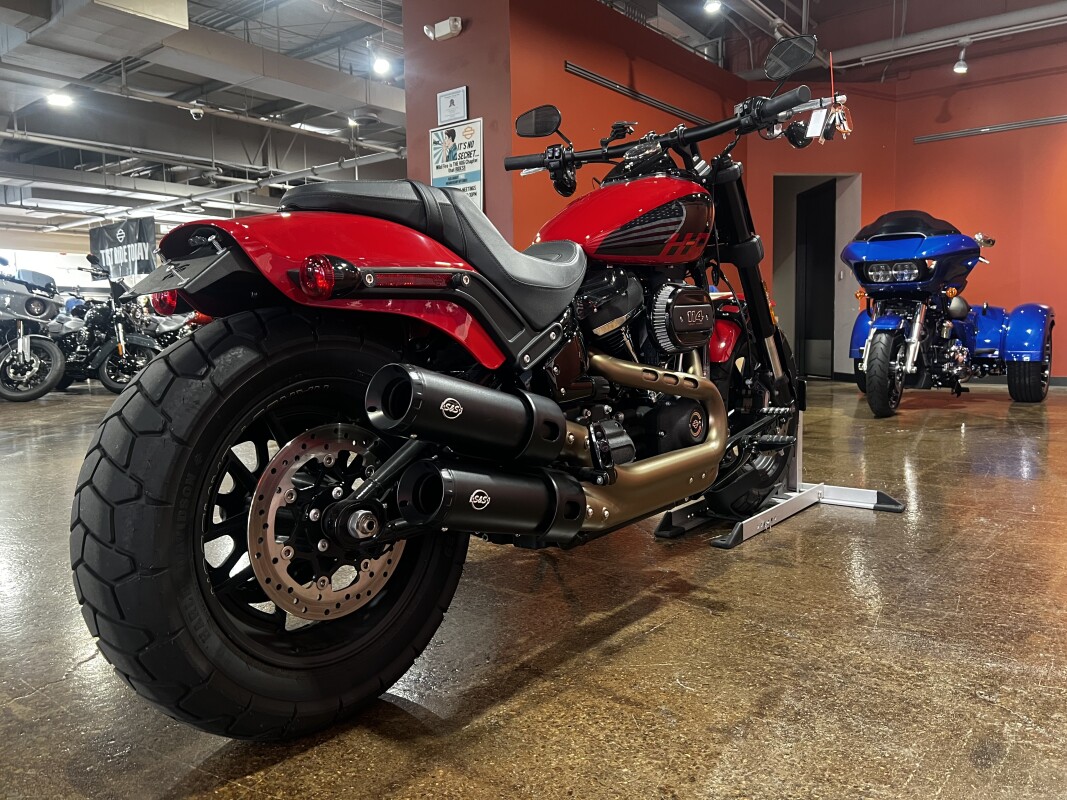Harley-Davidson Fat Bob 114 2023 FXFBS REDLINE RED - Photo 9