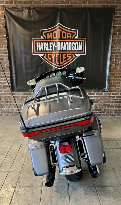 2017 Harley-Davidson Ultra Limited FLHTK Two-Tone Charcoal Denim/Black Denim - Photo 6