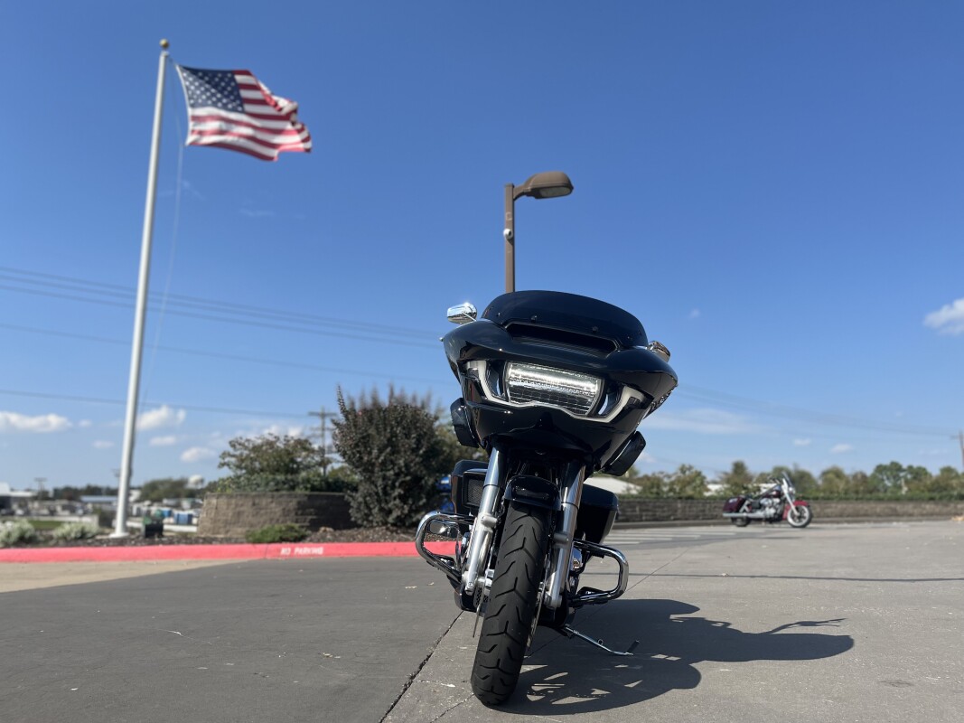 2025 Harley-Davidson Road Glide FLTRX Vivid Black - Photo 8