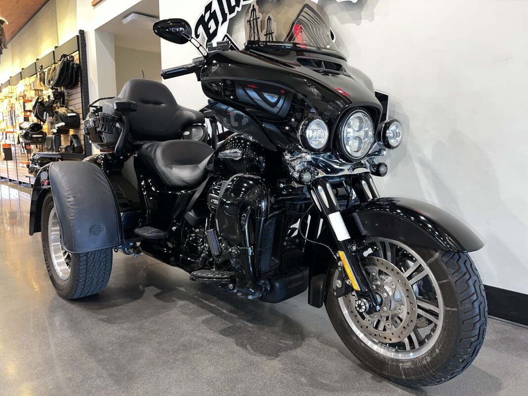 2021 Harley-Davidson Tri Glide Ultra FLHTCUTG - Photo 2