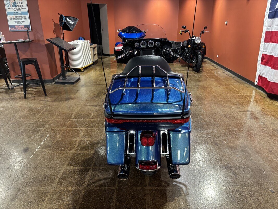 Harley-Davidson Ultra Limited 2014 FLHTK Custom Colour Daytona Blue - Photo 10