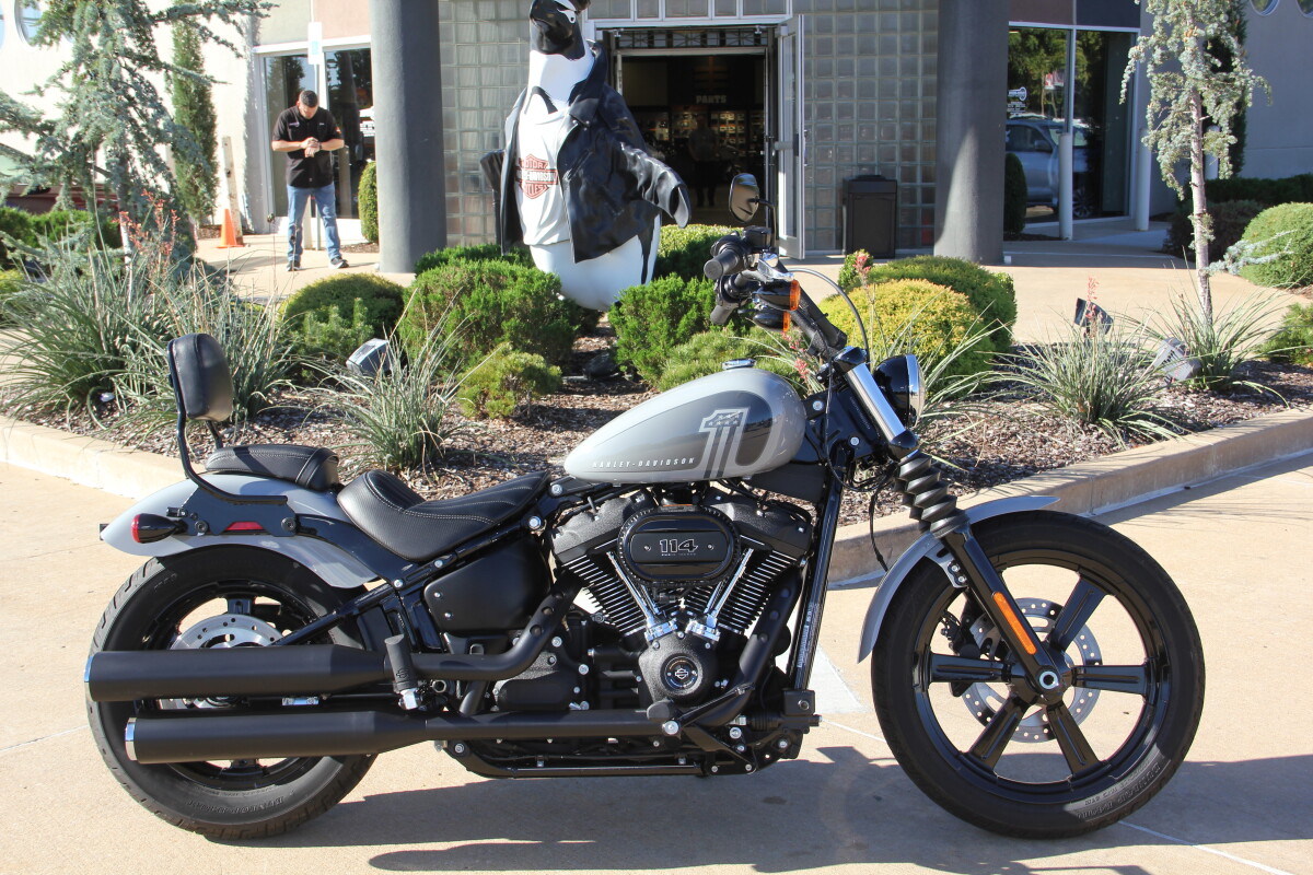 2024 Harley-Davidson Street Bob 114 Billiard Gray - Photo 2