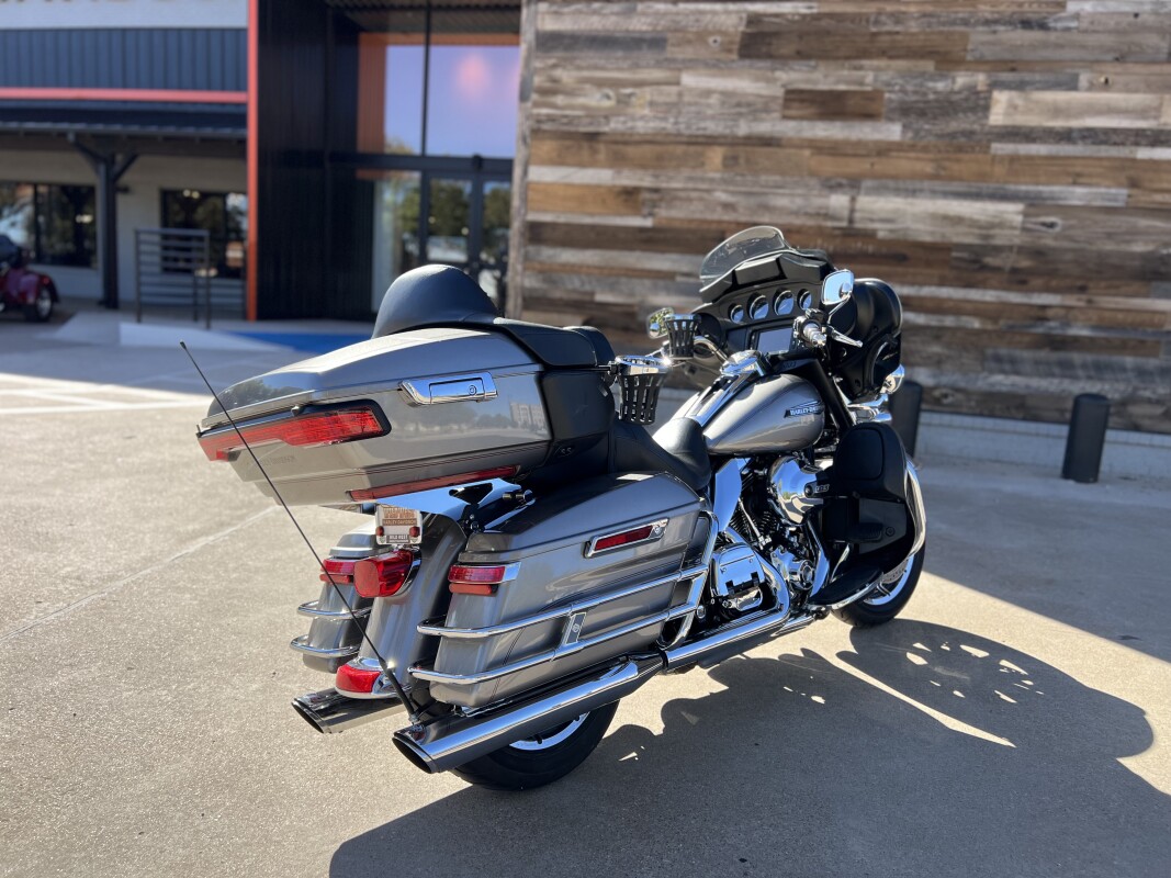 2016 Harley-Davidson Electra Glide Ultra Classic Billet Silver - Photo 7