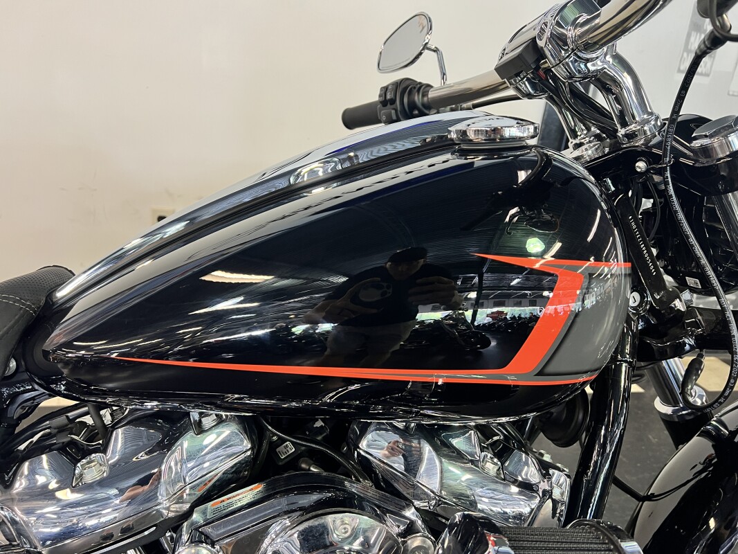 2023 Harley-Davidson Breakout Vivid Black FXBR - Photo 2