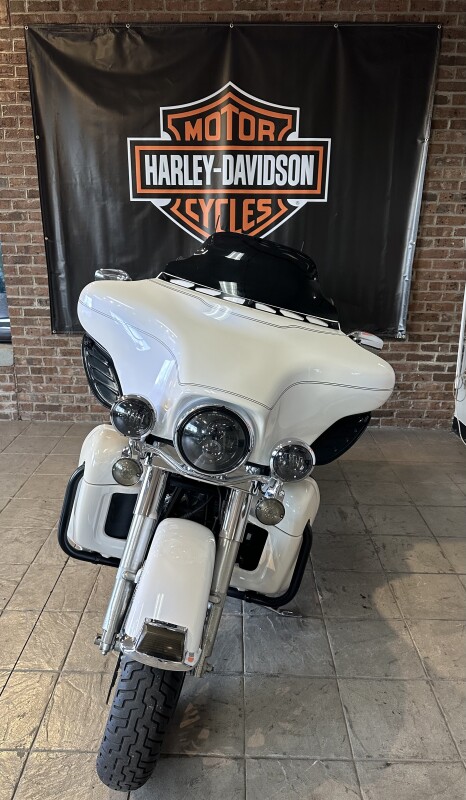 2006 Harley-Davidson Electra Glide Ultra Classic FLHTCUI Glacier White Pearl - Photo 3
