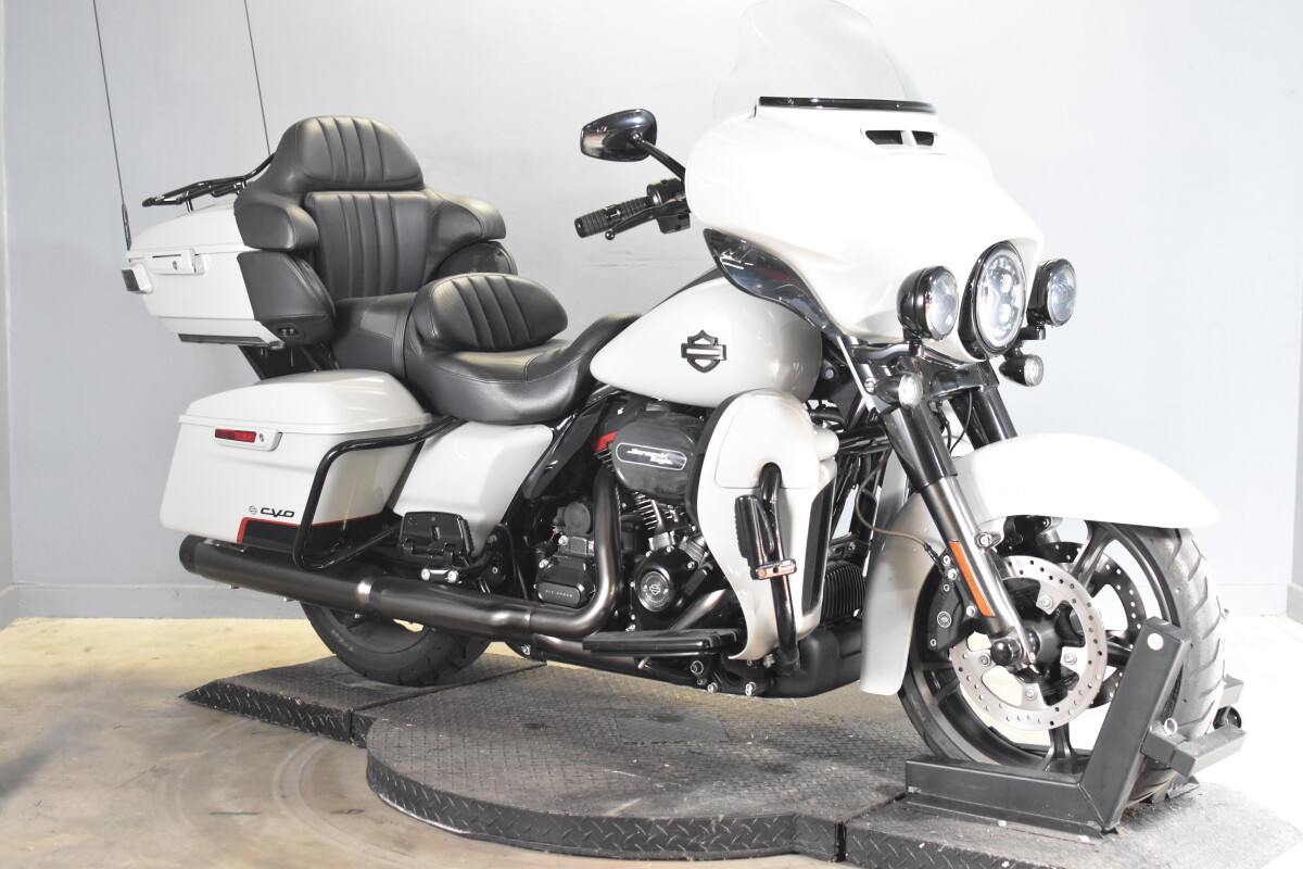 2020 Harley-Davidson CVO Limited FLHTKSE - Photo 8