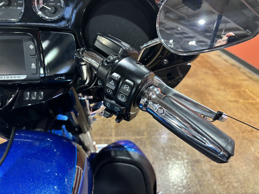 Harley-Davidson Ultra Limited 2014 FLHTK Custom Colour Daytona Blue - Photo 6
