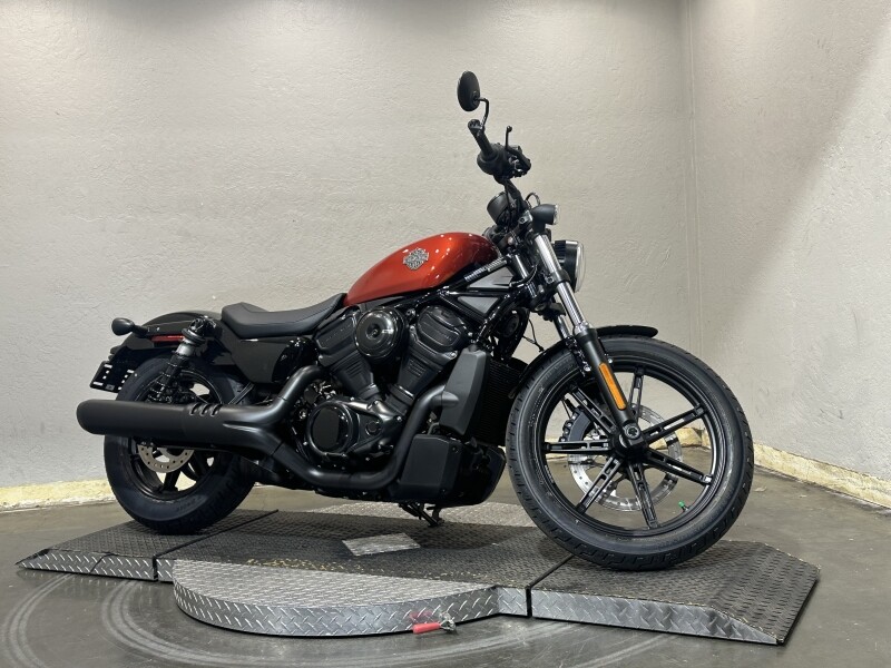 Harley-Davidson Nightster 2025 RH975 84655204 WHISKEY FIRE - Photo 2