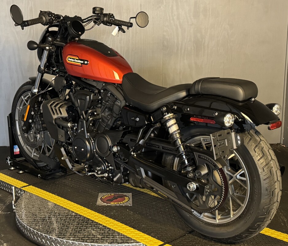 2025 Harley-Davidson Nightster Special RH975S WHISKEY FIRE - Photo 10