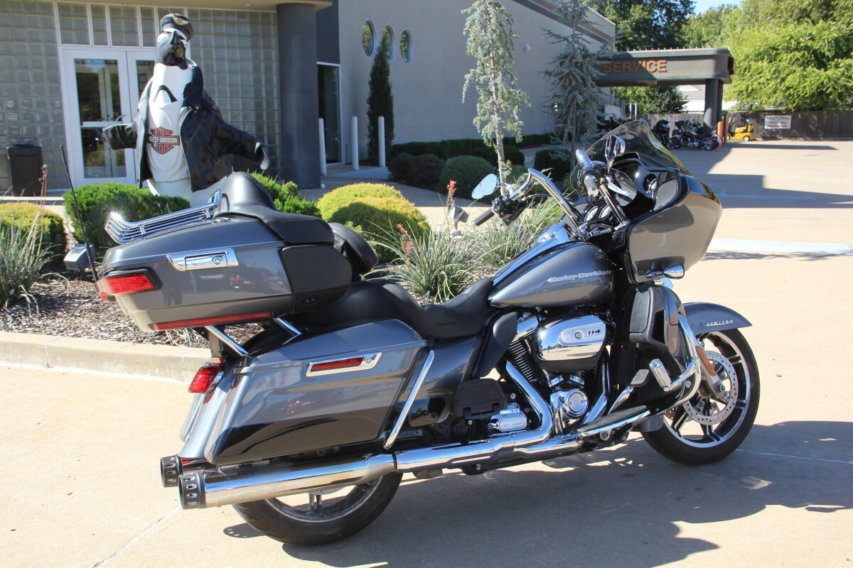 2022 Harley-Davidson Road Glide Limited Gauntlet Gray Metallic/Vivid Black - Photo 5
