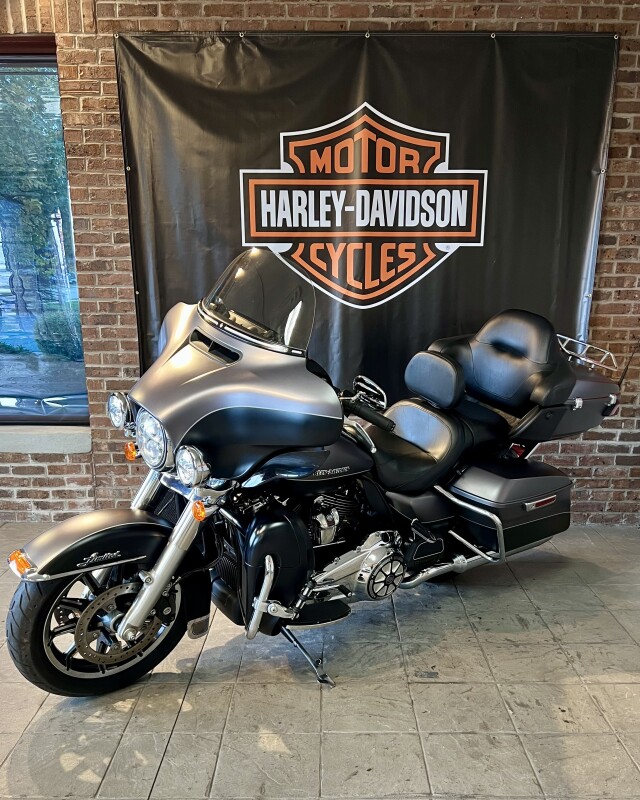 2017 Harley-Davidson Ultra Limited FLHTK Two-Tone Charcoal Denim/Black Denim - Photo 4