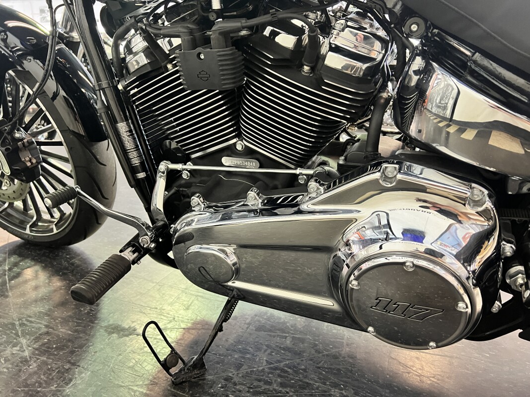 2023 Harley-Davidson Breakout Vivid Black FXBR - Photo 8