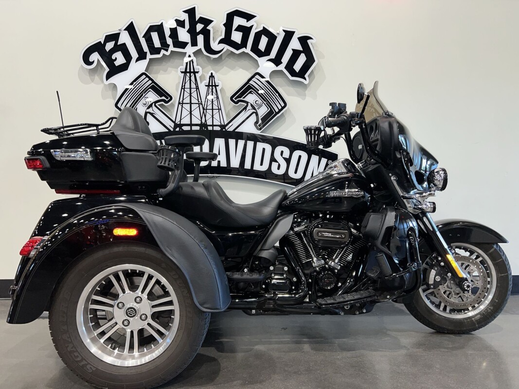 2021 Harley-Davidson Tri Glide Ultra FLHTCUTG