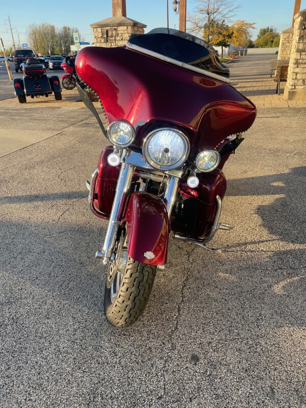 Harley-Davidson Street Glide Special 2014 FLHXS MYSTERIOUS RED W/ PINSTRIPE - Photo 4