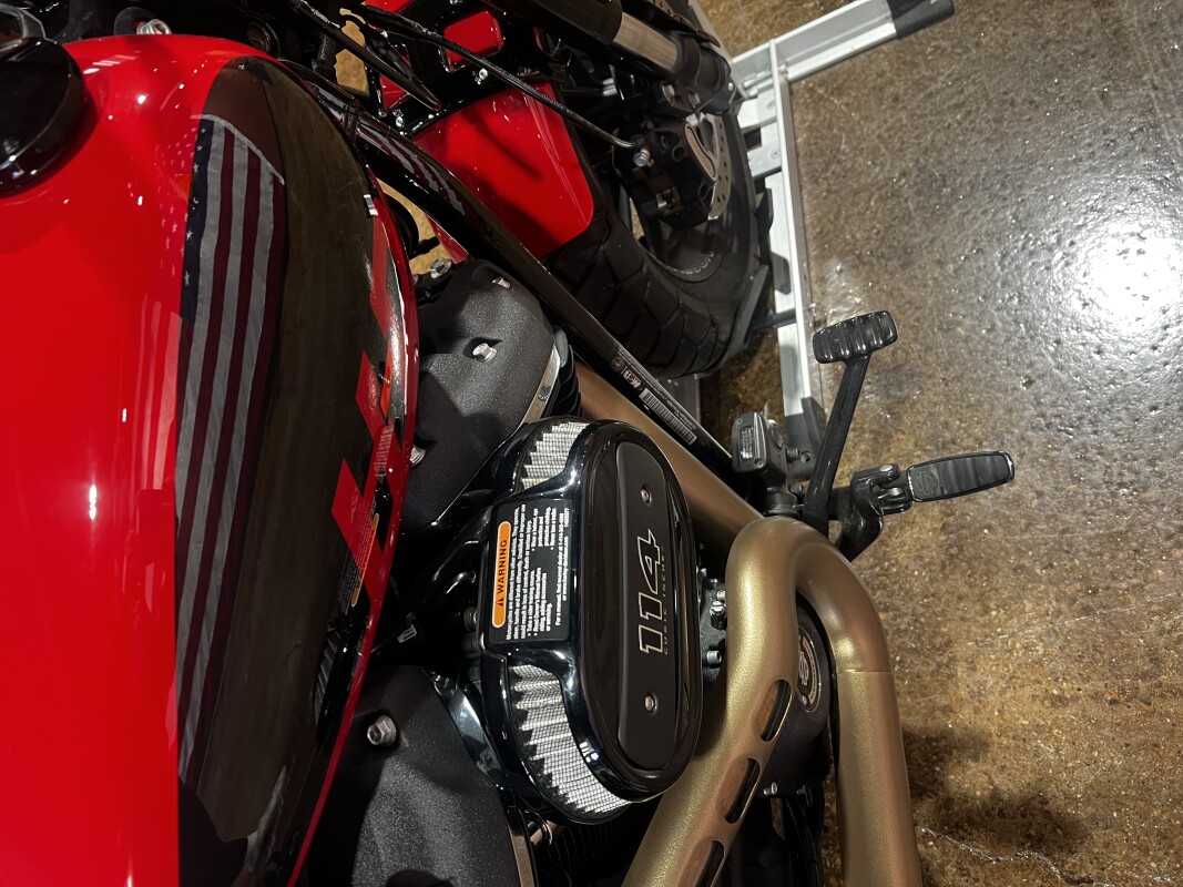 Harley-Davidson Fat Bob 114 2023 FXFBS REDLINE RED - Photo 6