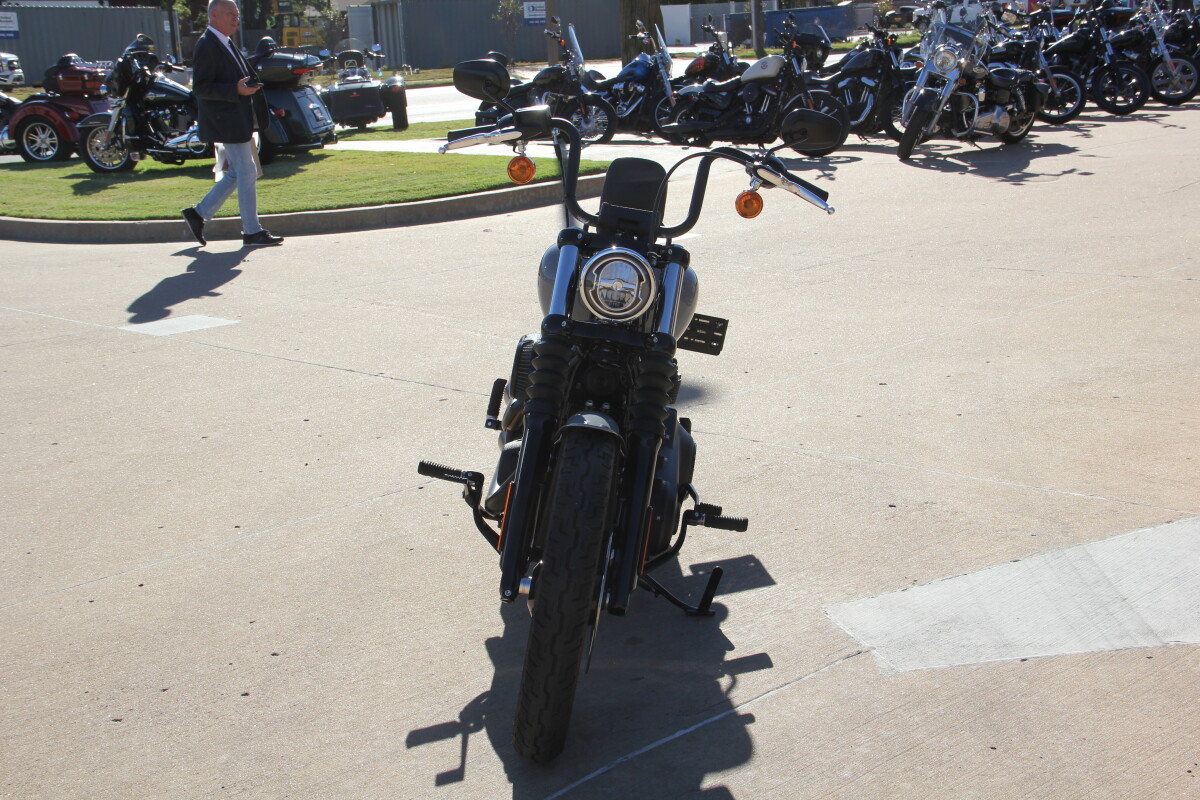 2024 Harley-Davidson Street Bob 114 Billiard Gray - Photo 8