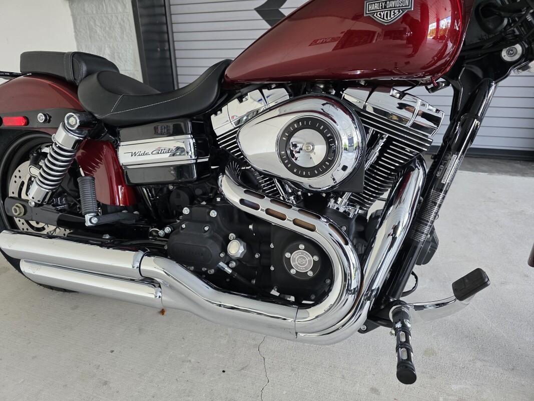 2010 Harley-Davidson Wide Glide - Photo 4
