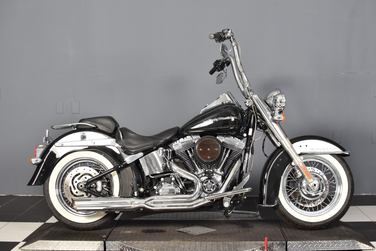 2017 Harley-Davidson® Heritage Softail® Classic FLSTC | Desert