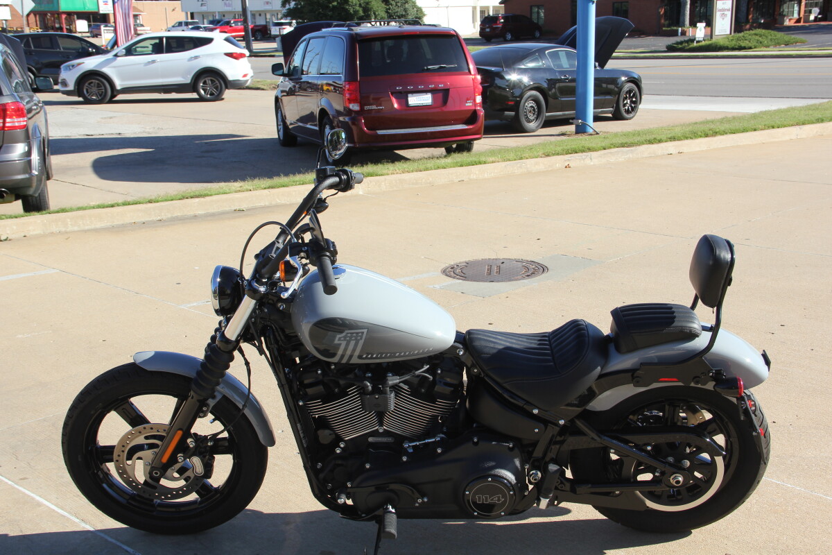 2024 Harley-Davidson Street Bob 114 Billiard Gray - Photo 3