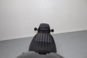 2025 Harley-Davidson® Street Bob™ Vivid Black w/Laced Wheels thumb 1