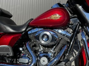 2012 Harley-Davidson® Electra Glide® Classic Ember Red Sunglo thumb 3