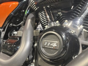 2020 Harley-Davidson® Street Glide® Special Scorched Orange/Silver Flux thumb 2