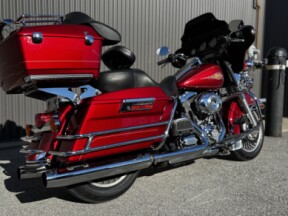 2012 Harley-Davidson® Electra Glide® Classic Ember Red Sunglo thumb 2