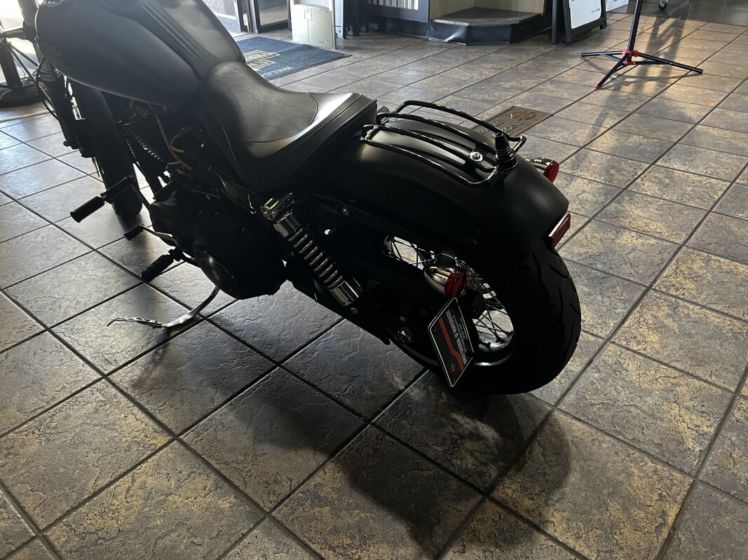 FXDBP 2017 Street Bob - Photo 8