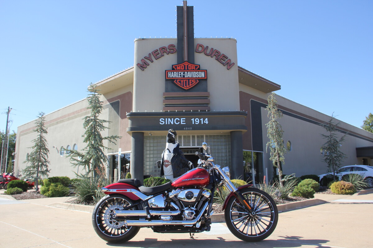 2025 Harley-Davidson Breakout Brilliant Red