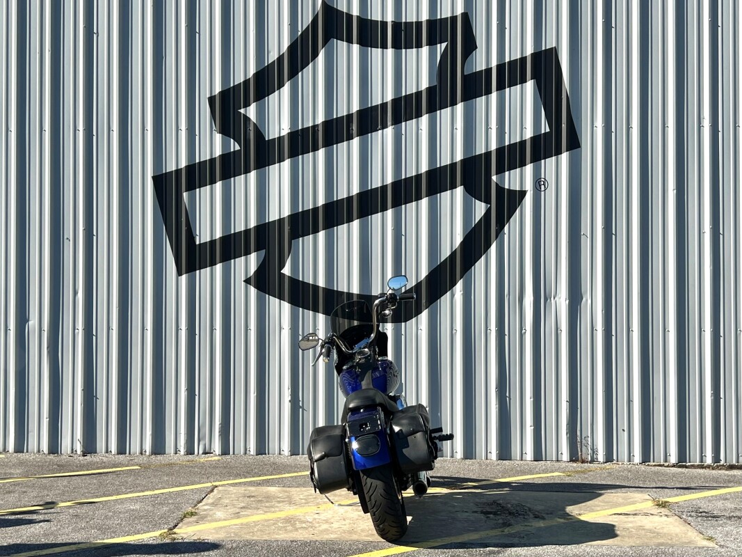 2007 Harley-Davidson Street Bob Deep Cobalt - Photo 2
