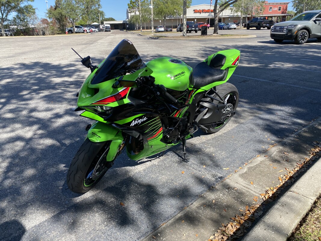 2024 Kawasaki NINJA ZX-6R - Photo 4