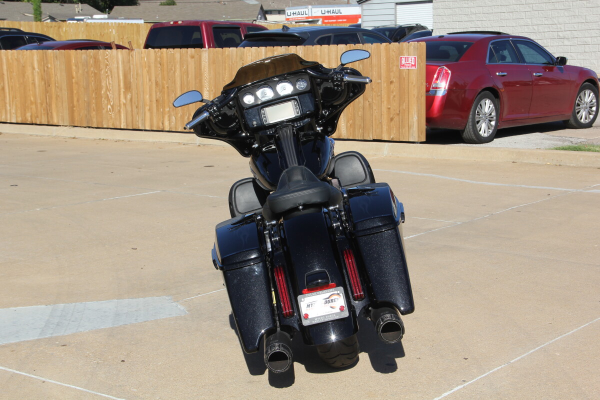 2016 Harley-Davidson CVO Street Glide - Photo 9