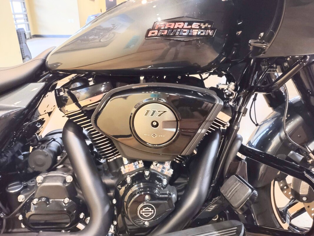 Road Glide - Photo 4