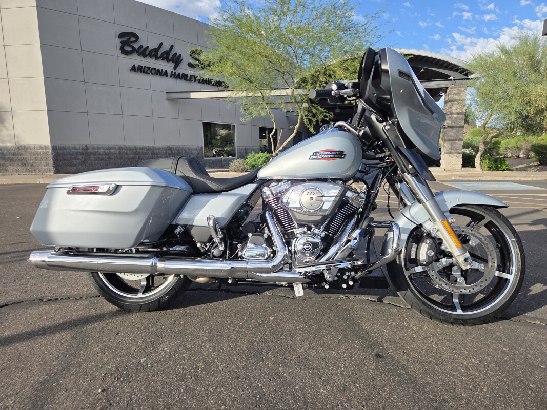 FLHX 2025 Street Glide