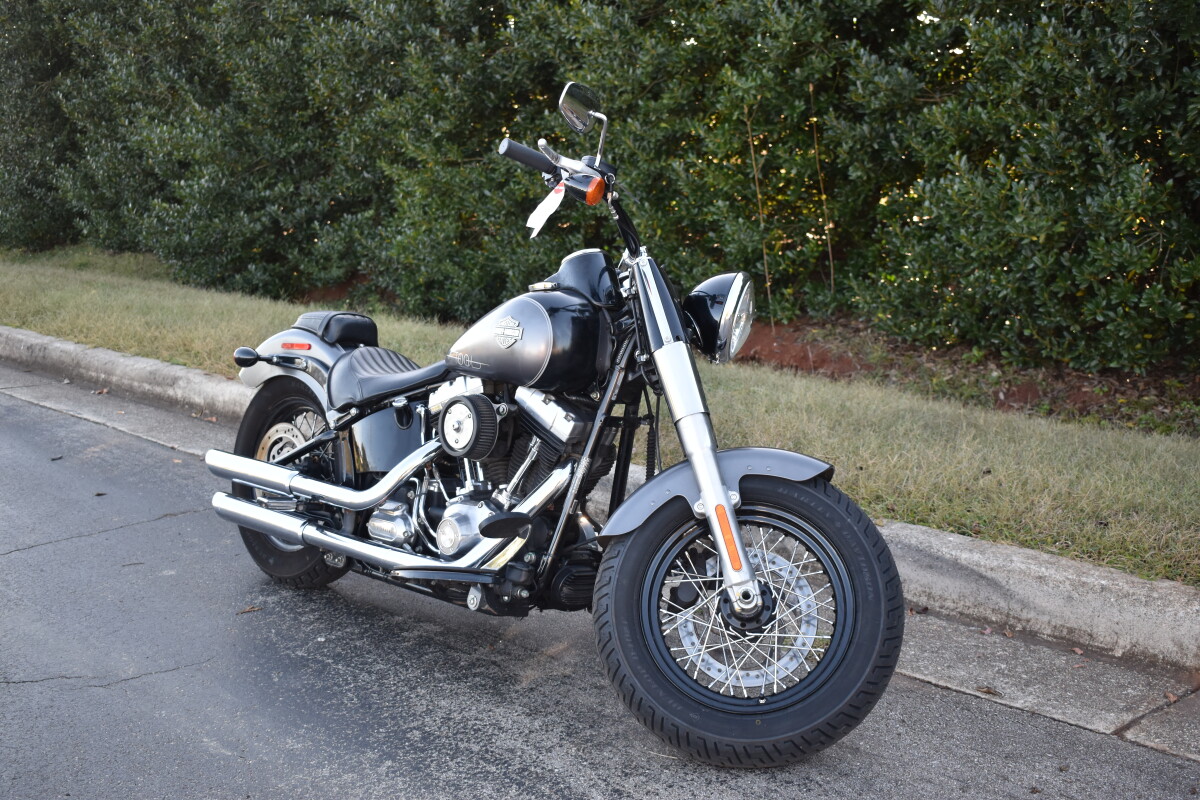 2016 Harley-Davidson Softail Slim – Stripped-Down Style - Photo 2