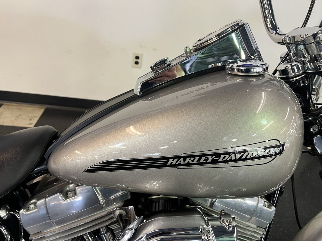 2007 Softail Standard Pewter Pearl FXST - Photo 2