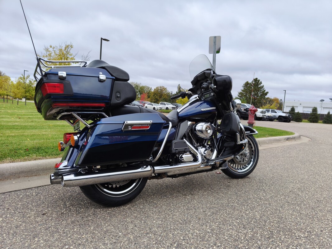 2013 Harley-Davidson Electra Glide Ultra Limited Big Blue Pearl/Vivid Black - Photo 7