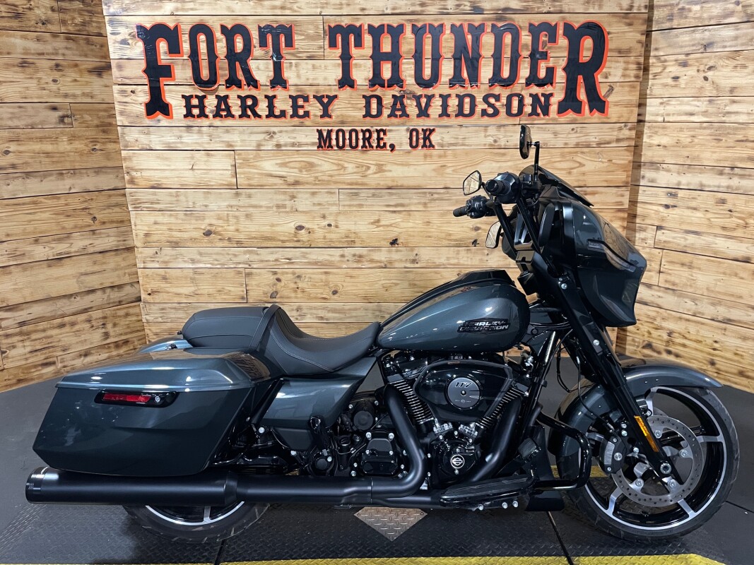 Harley-Davidson Street Glide 2025 FLHX IRON HORSE MTLC