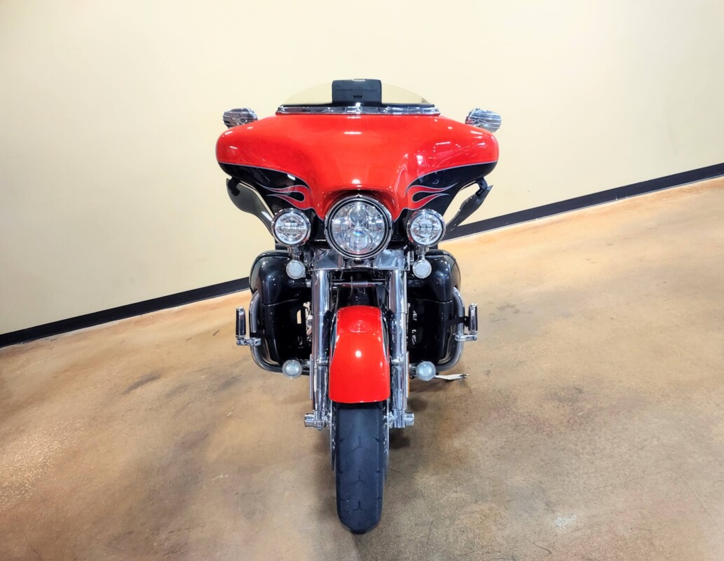 CVO Ultra Classic Electra Glide - Photo 6