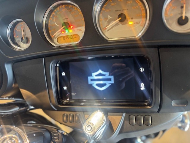 2019 Harley Davidson Street GlideFLHX - Photo 3