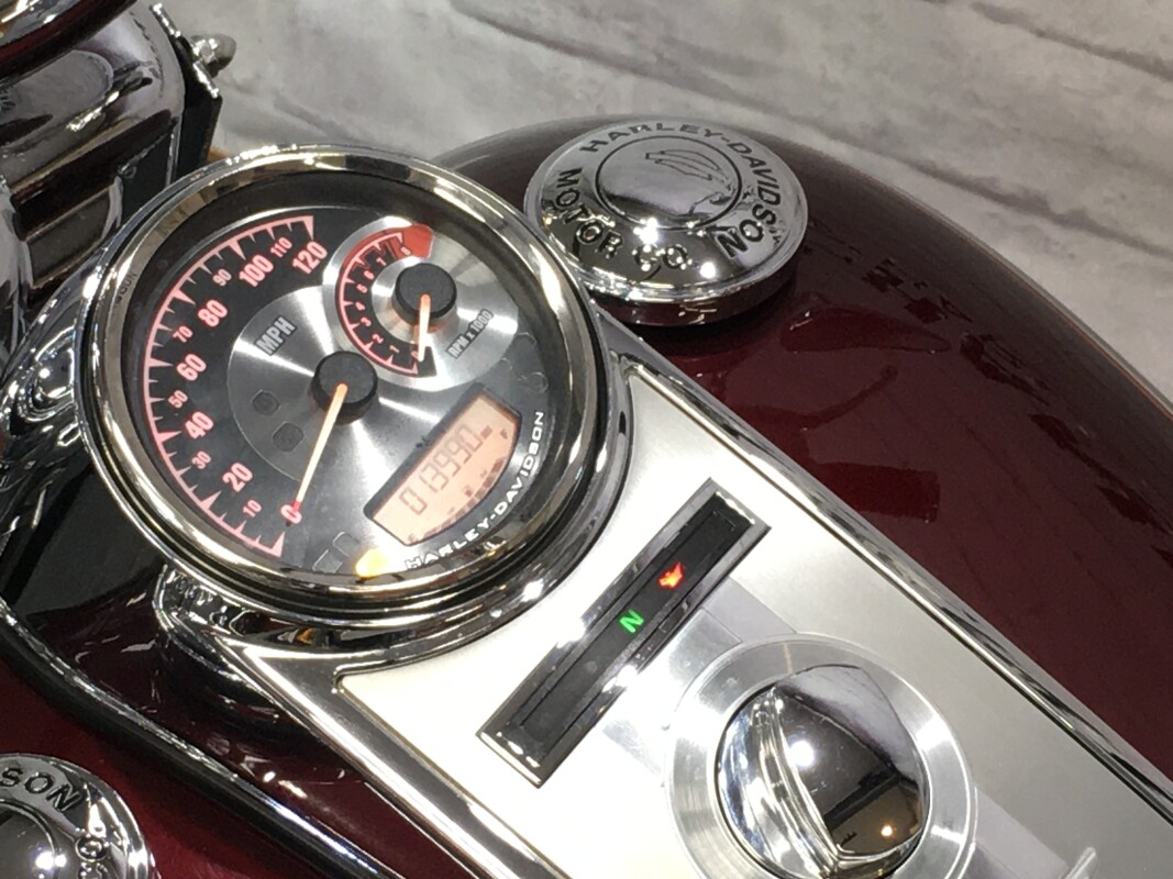 2015 Harley-Davidson Road King Classic Mys Red Sunglo/Blackened Cayenne Sunglo FLHR - Photo 5