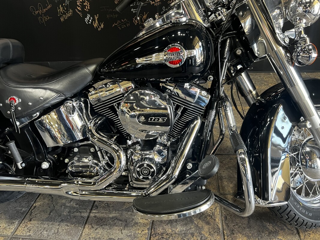 2017 Harley-Davidson Heritage Softail Classic - Photo 4