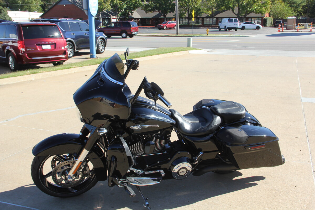 2016 Harley-Davidson CVO Street Glide - Photo 6