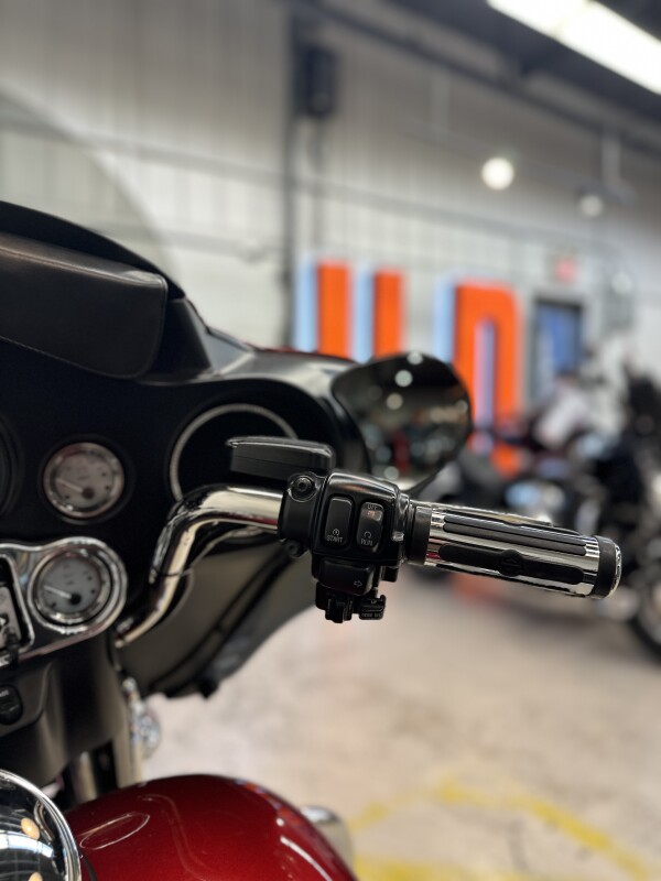 2013 Harley-Davidson Street Glide Red Hot Sunglo - Photo 8