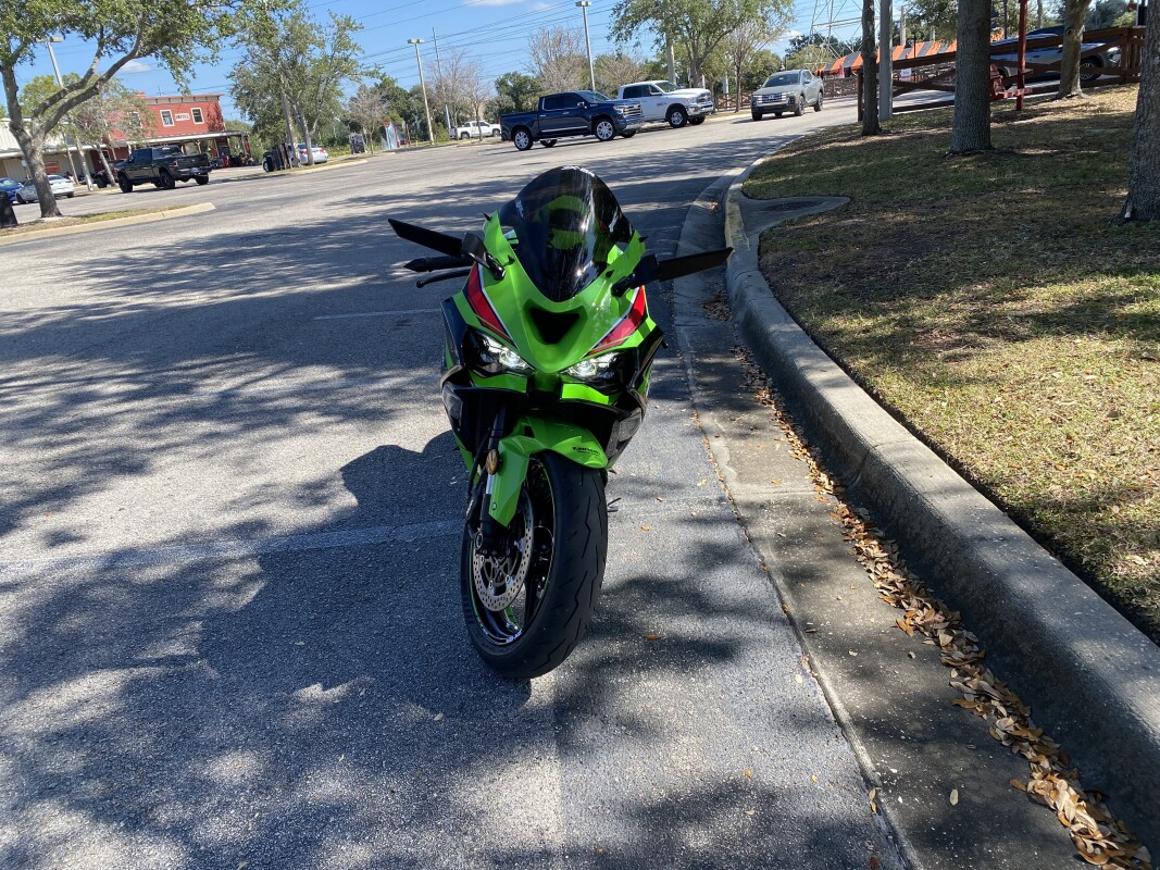 2024 Kawasaki NINJA ZX-6R - Photo 3